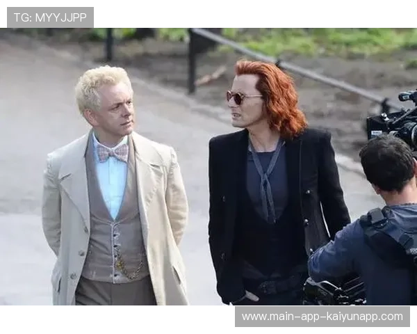 克劳利镇传中精准，红魔期待主场胜利，克劳利魔法