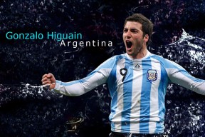 利物浦欧冠赛场稳扎稳打，追求荣耀